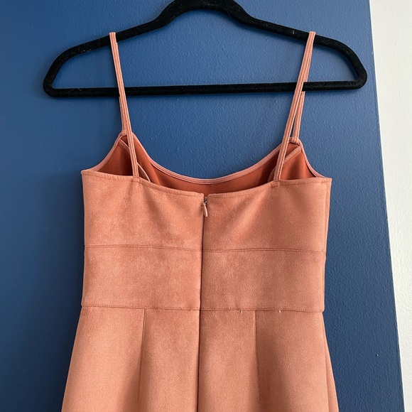 SEXY BCBG MAXARIA XS SUEDE DRESS ROSE GOLD COLOR Mid length spaghetti strap - Picture 4 of 8
